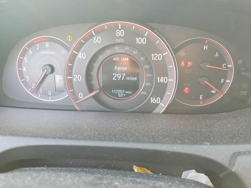 Photo 9 from auction – 2017 HONDA ACCORD with VIN 1HGCR2F6XHA042192