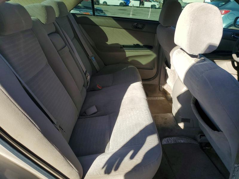 Photo 10 from auction – 2005 TOYOTA CAMRY with VIN 4T1BE32K95U013786