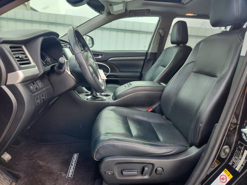 Photo 7 from auction – 2018 TOYOTA HIGHLANDER with VIN 5TDYZRFH9JS288660