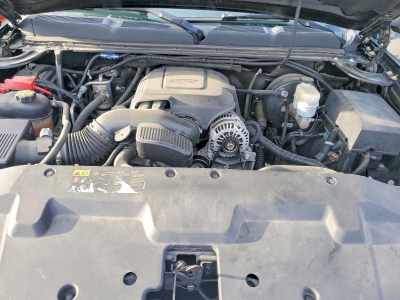 Photo 11 from auction – 2011 CHEVROLET SILVERADO with VIN 1GCNKSE03BZ370913