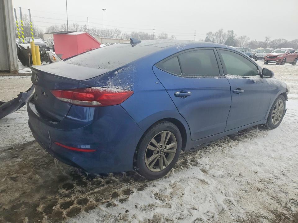 Photo 3 from auction – 2017 HYUNDAI ELANTRA with VIN 5NPD84LF3HH089501
