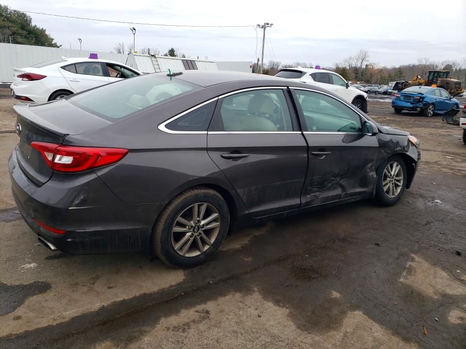 Photo 3 from auction – 2015 HYUNDAI SONATA with VIN 5NPE24AF3FH257224