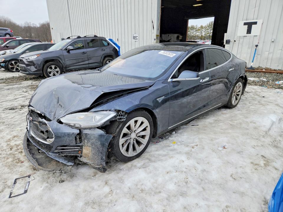 TESLA MODEL S 2016 with VIN 5YJSA1E27GF134893 - Photo from auction