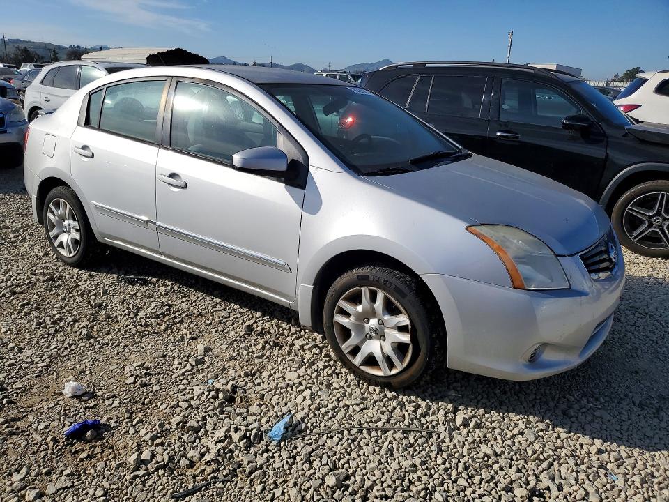 Photo 4 from auction – 2012 NISSAN SENTRA with VIN 3N1AB6AP3CL703535
