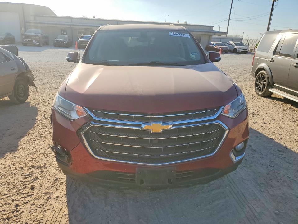 Photo 5 from auction – 2018 CHEVROLET TRAVERSE with VIN 1GNERGKW7JJ192185