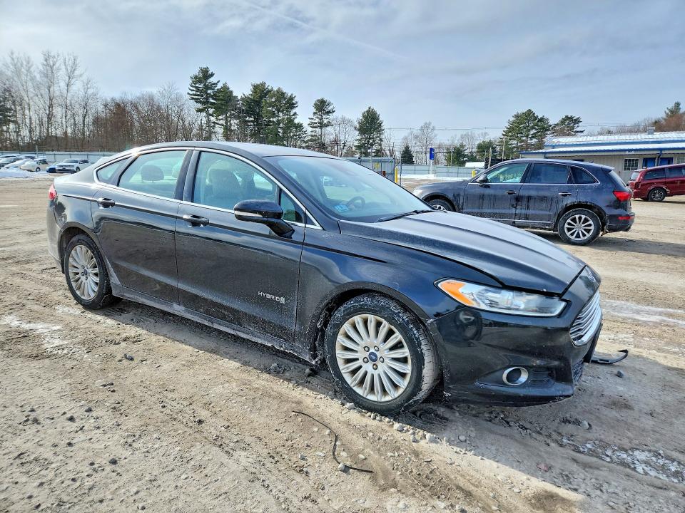 Photo 4 from auction – 2013 FORD FUSION SE with VIN 3FA6P0LU4DR205868