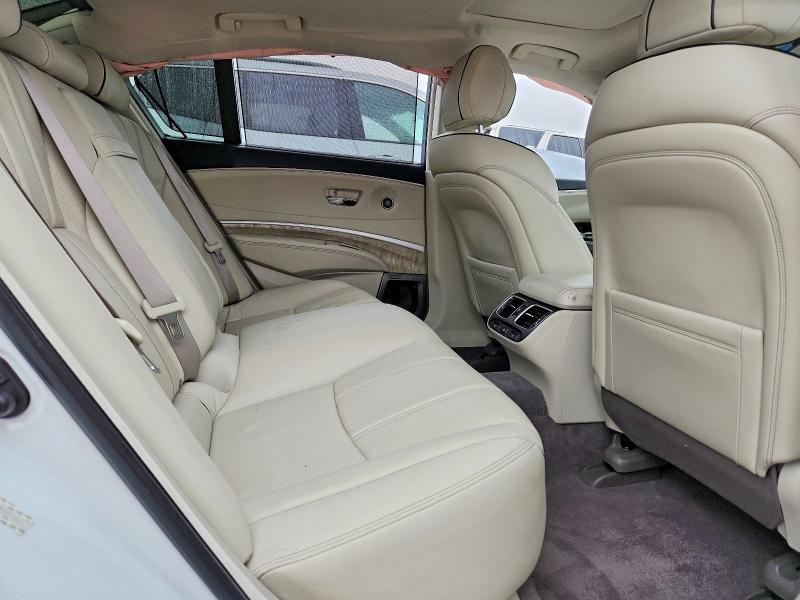Photo 10 from auction – 2018 ACURA RLX with VIN JH4KC2F97JC000383