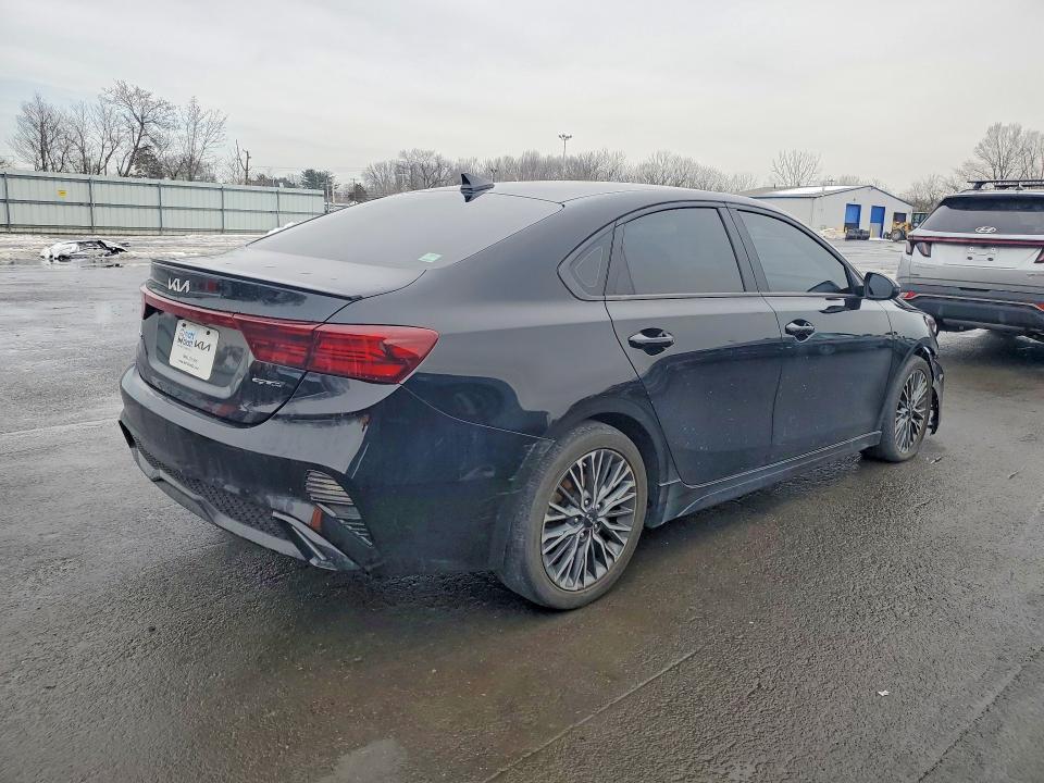 Photo 3 from auction – 2023 KIA FORTE with VIN 3KPF54AD8PE633528