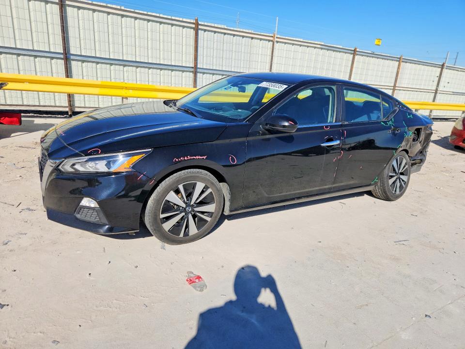 NISS ALTIMA 2021 with VIN 1N4BL4DV0MN335075 - Photo from auction