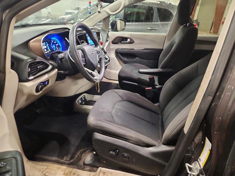 Photo 7 from auction – 2017 CHRYSLER PACIFICA with VIN 2C4RC1DG3HR759142