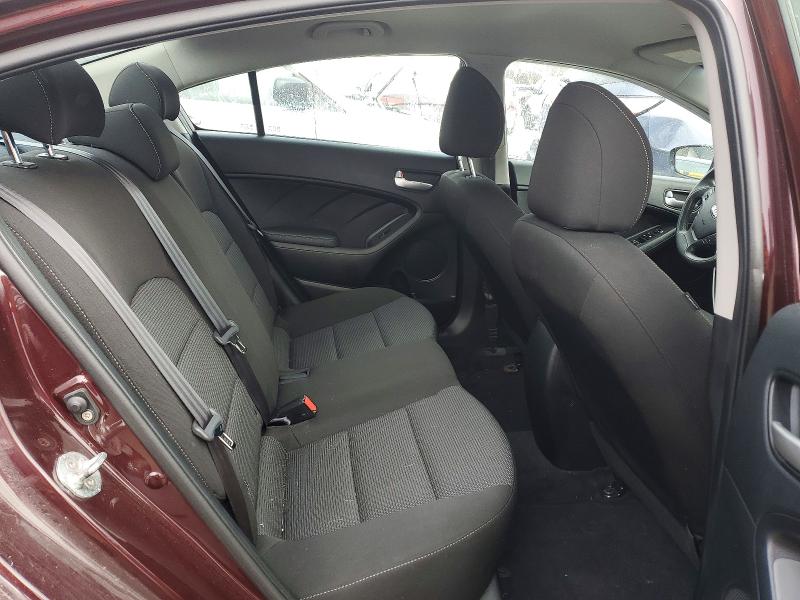 Photo 10 from auction – 2018 KIA FORTE with VIN 3KPFK4A79JE194429