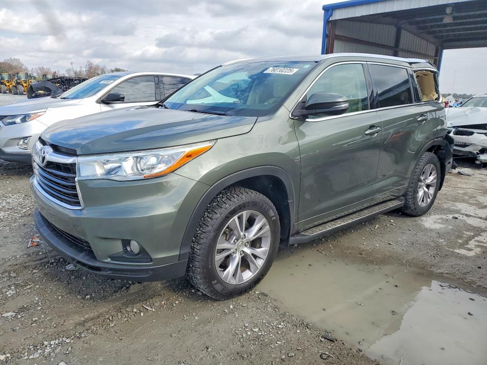 TOYOTA HIGHLANDER 2015 with VIN 5TDKKRFH6FS079250 - Photo from auction