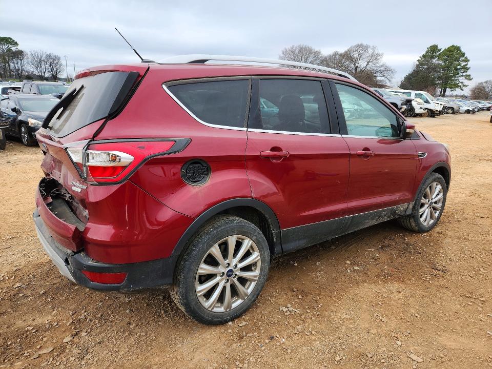 Photo 3 from auction – 2017 FORD ESCAPE with VIN 1FMCU0J98HUA57772
