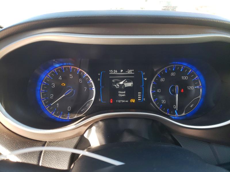 Photo 9 from auction – 2017 CHRYSLER PACIFICA with VIN 2C4RC1DG1HR832749