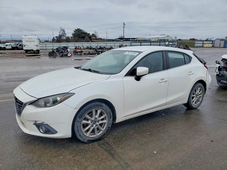 MAZDA 3 2014 مع رقم تعريف المركبة JM1BM1L75E1161666 - صورة من المزاد