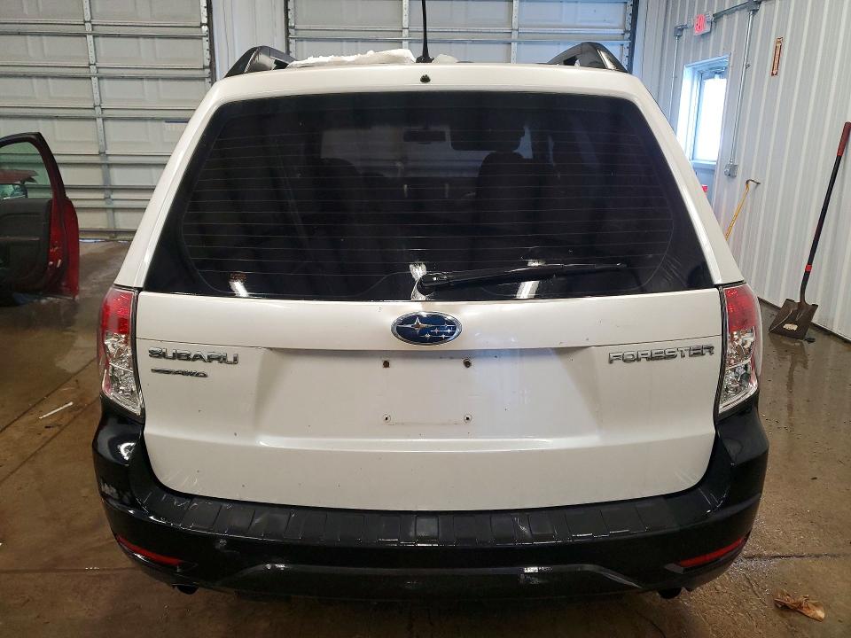 Photo 6 from auction – 2011 SUBARU FORESTER 2 with VIN JF2SHADCXBH734274
