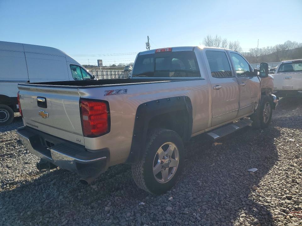 Photo 3 from auction – 2015 CHEVROLET SILVERADO with VIN 1GC1KWEG7FF148787