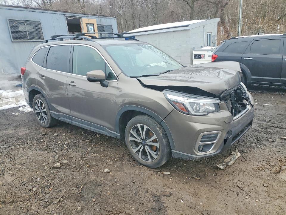Photo 4 from auction – 2020 SUBARU FORESTER with VIN JF2SKAUC2LH535822