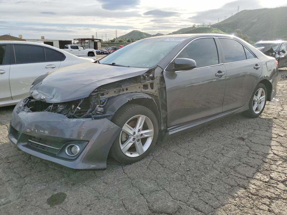 TOYOTA CAMRY L 2014 with VIN 4T1BF1FK5EU356915 - Photo from auction
