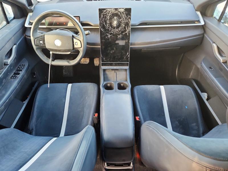 Photo 8 from auction – 2023 FISKER AUTOMOTIVE OCEAN with VIN VCF1ZBU20PG002964