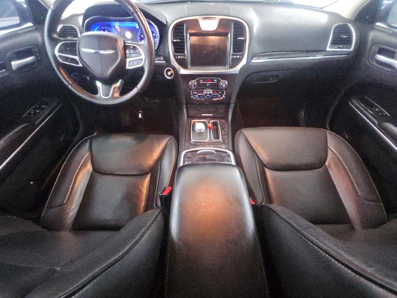 Foto 8 de la subasta – 2018 CHRYSLER 300 con VIN 2C3CCAKG7JH165386