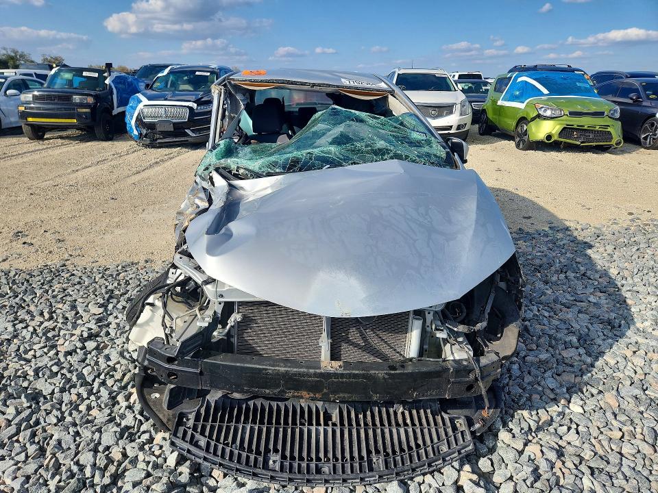 Photo 5 from auction – 2014 TOYOTA COROLLA with VIN 5YFBURHE8EP045234