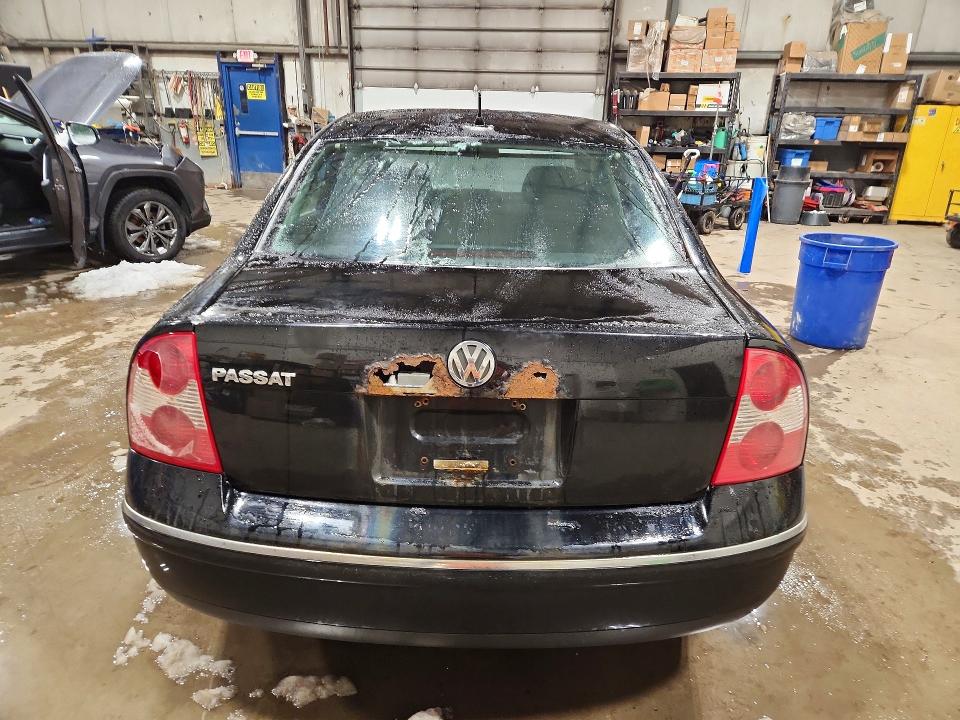 Photo 6 from auction – 2003 VOLKSWAGEN PASSAT GLS with VIN WVWPD23BX3P444719