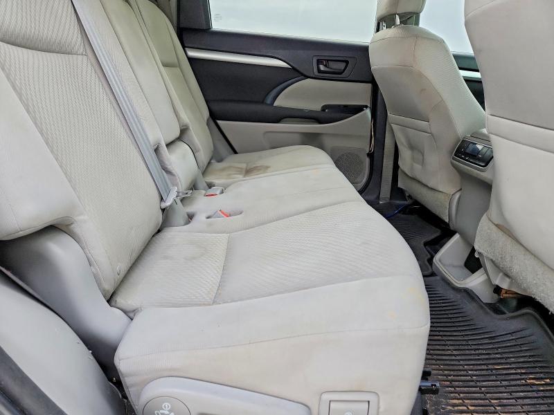 Photo 11 from auction – 2014 TOYOTA HIGHLANDER with VIN 5TDZKRFH9ES006516