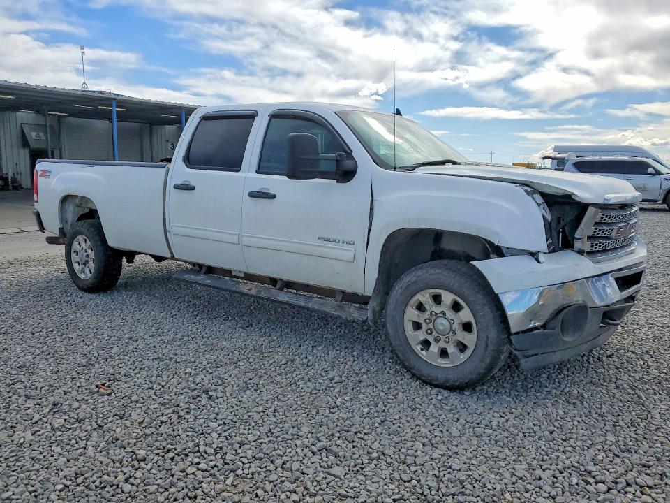 Photo 4 from auction – 2014 GMC SIERRA with VIN 1GT120CG2EF161249