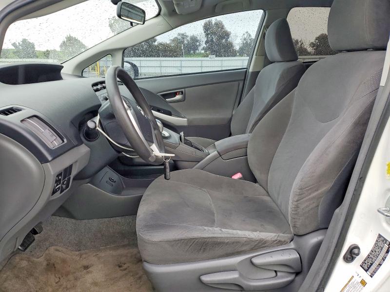 Photo 7 from auction – 2010 TOYOTA PRIUS with VIN JTDKN3DU1A0194919
