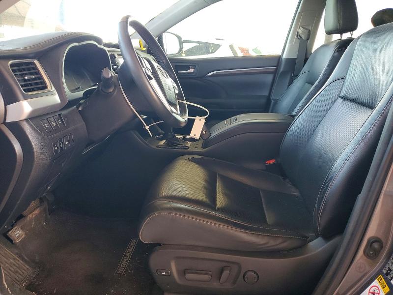 Photo 7 from auction – 2016 TOYOTA HIGHLANDER with VIN 5TDDCRFH2GS015049