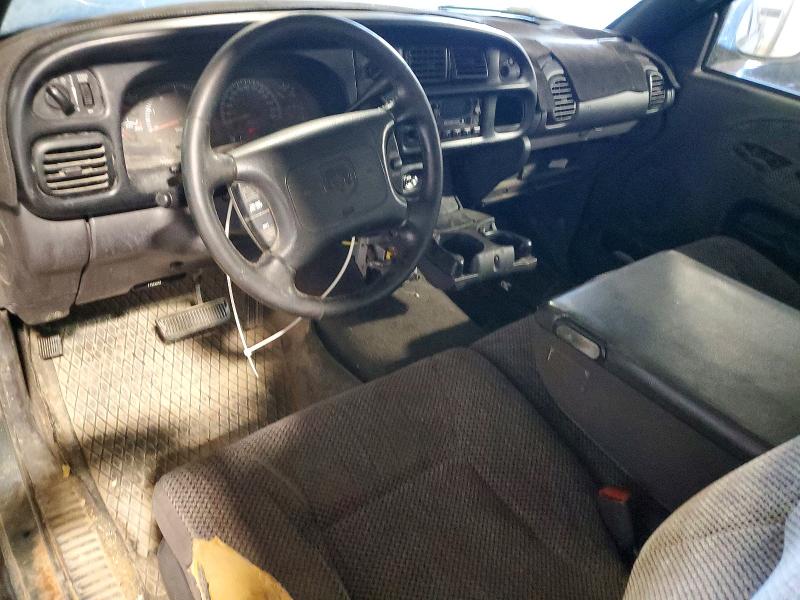 Photo 8 from auction – 2000 DODGE RAM 1500 with VIN 3B7HC13Z5YM211813