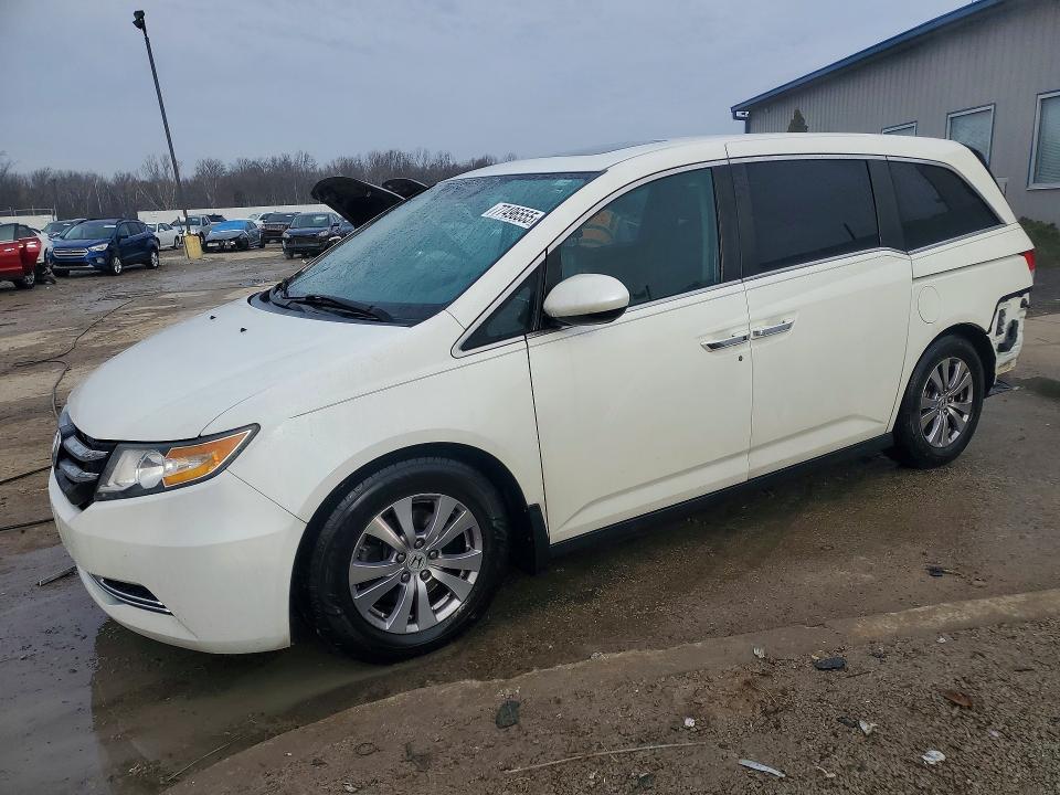 HONDA ODYSSEY 2016 with VIN 5FNRL5H65GB160553 - Photo from auction
