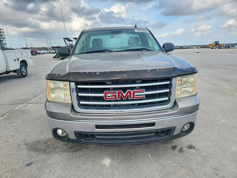 Photo 5 from auction – 2013 GMC SIERRA C15 with VIN 1GTN1TEX2DZ197927