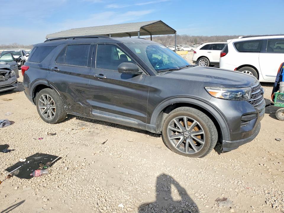 Photo 4 from auction – 2020 FORD EXPLORER with VIN 1FMSK7DHXLGB15739