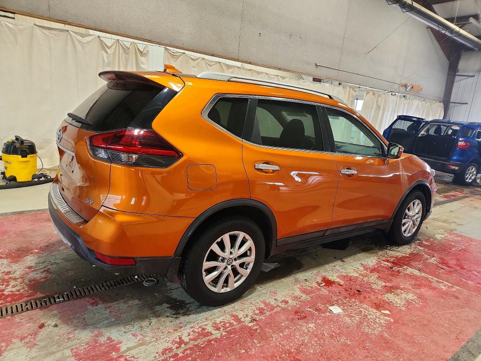 Photo 3 from auction – 2018 NISS ROGUE with VIN 5N1AT2MT5JC749416