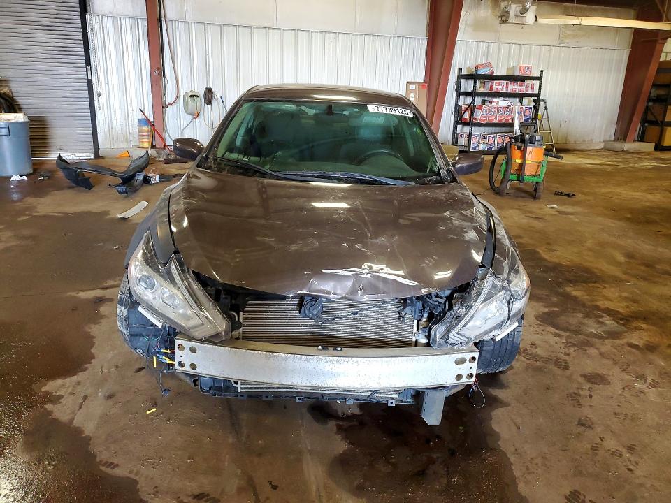 Photo 5 from auction – 2017 NISSAN ALTIMA with VIN 1N4AL3AP7HC112173