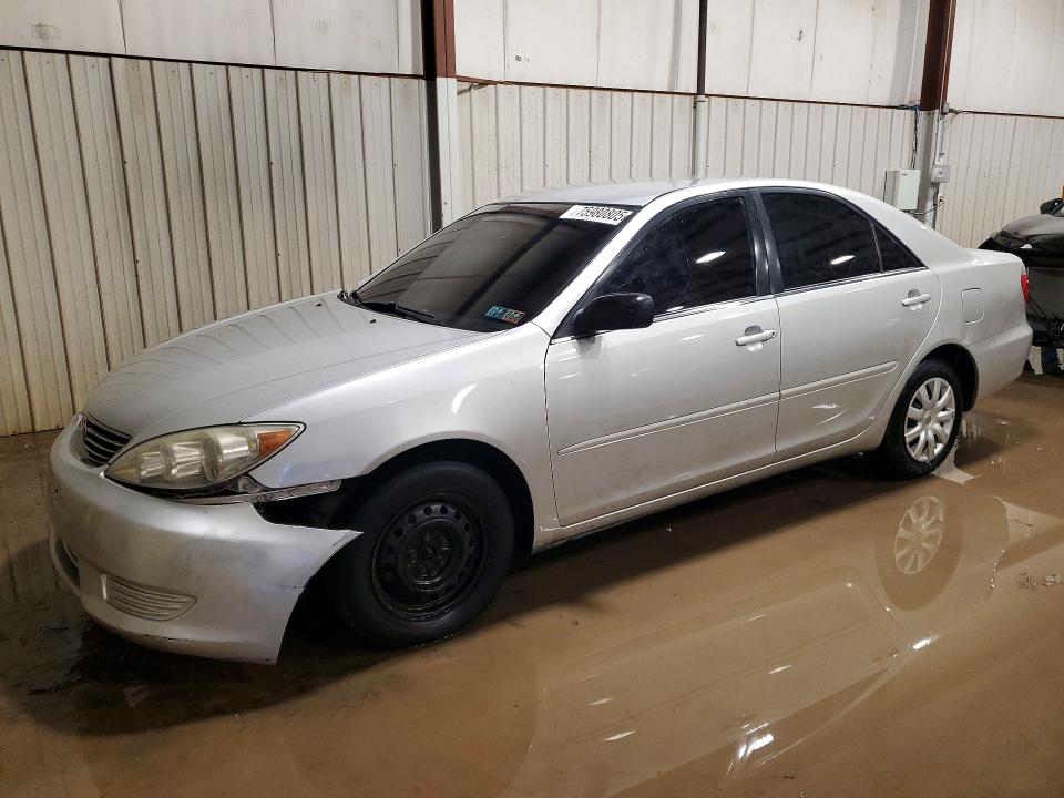 TOYOTA CAMRY 2006 with VIN 4T1BE32K96U667754 - Photo from auction