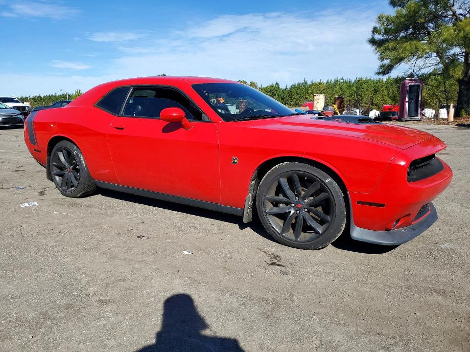 Photo 4 from auction – 2016 DODGE CHALLENGER with VIN 2C3CDZFJ3GH338735