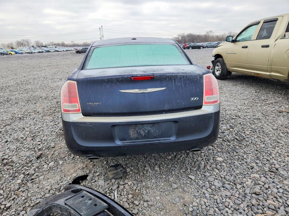 Photo 6 from auction – 2012 CHRYSLER 300 LIMITE with VIN 2C3CCACG3CH209420