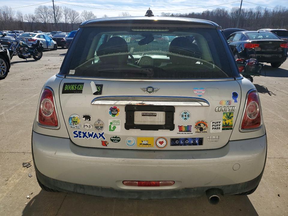 Photo 6 from auction – 2012 MINI COOPER with VIN WMWSU3C52CT257196