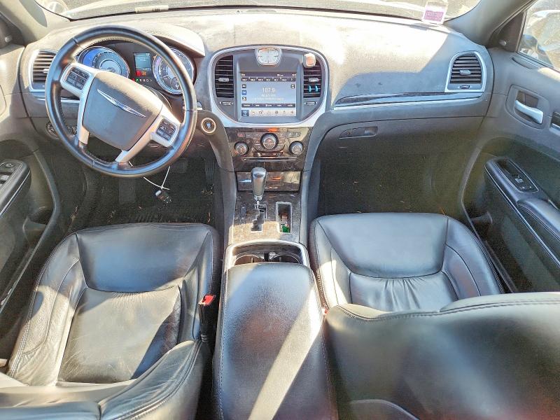 Photo 8 from auction – 2011 CHRYSLER 300 LIMITE with VIN 2C3CA5CG6BH585427