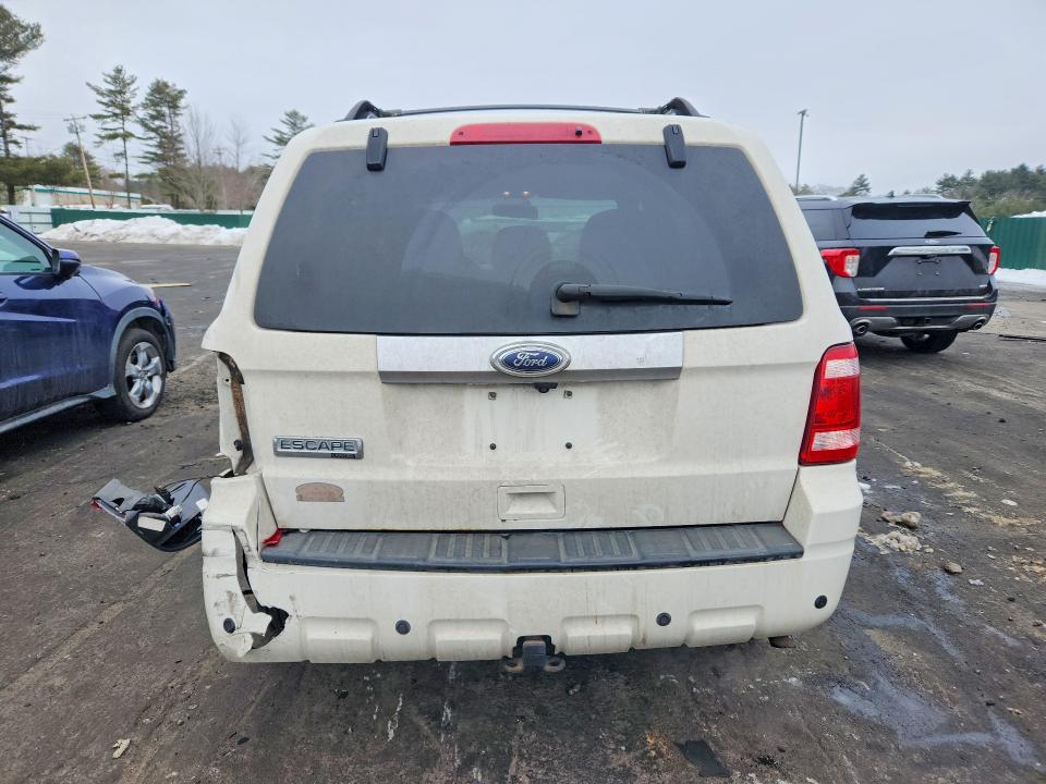 Photo 6 from auction – 2010 FORD ESCAPE with VIN 1FMCU9EG6AKC24239