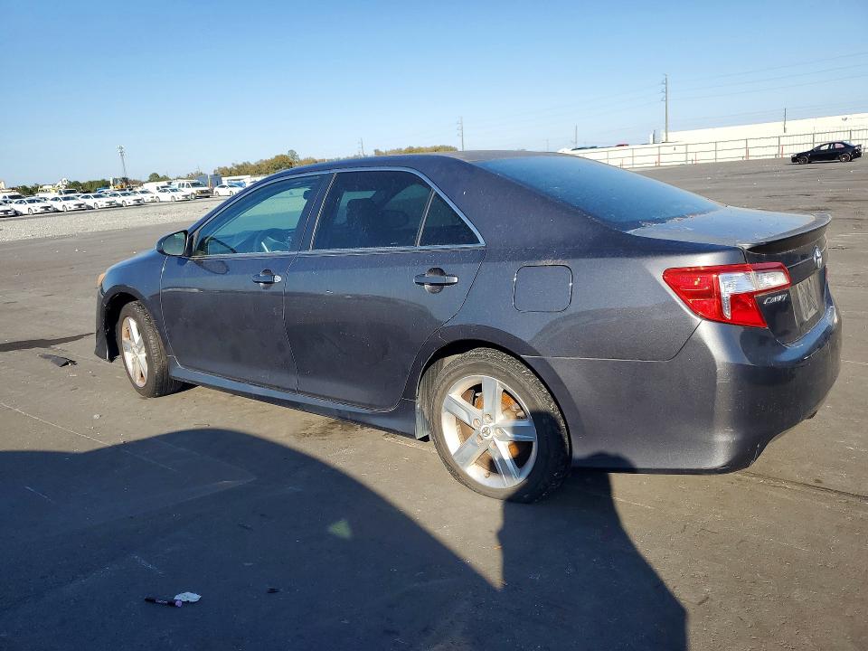 Photo 2 from auction – 2012 TOYOTA CAMRY BASE with VIN 4T1BF1FK0CU071472