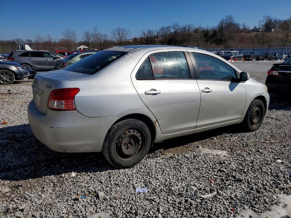 Photo 3 from auction – 2008 TOYOTA YARIS with VIN JTDBT903184011754