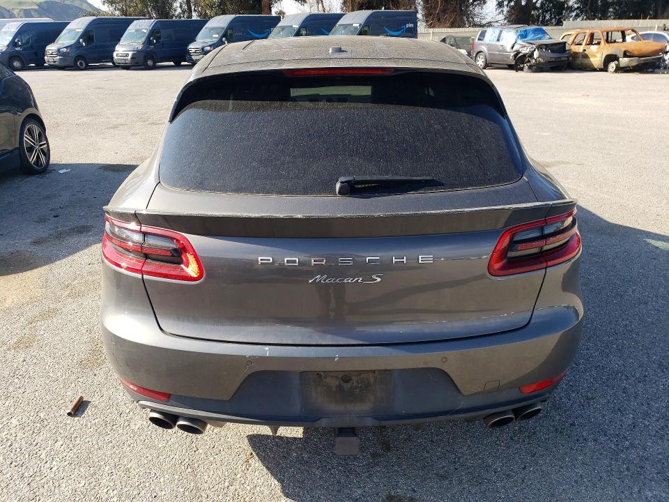 Photo 6 from auction – 2015 PORSCHE MACAN S with VIN WP1AB2A55FLB50745