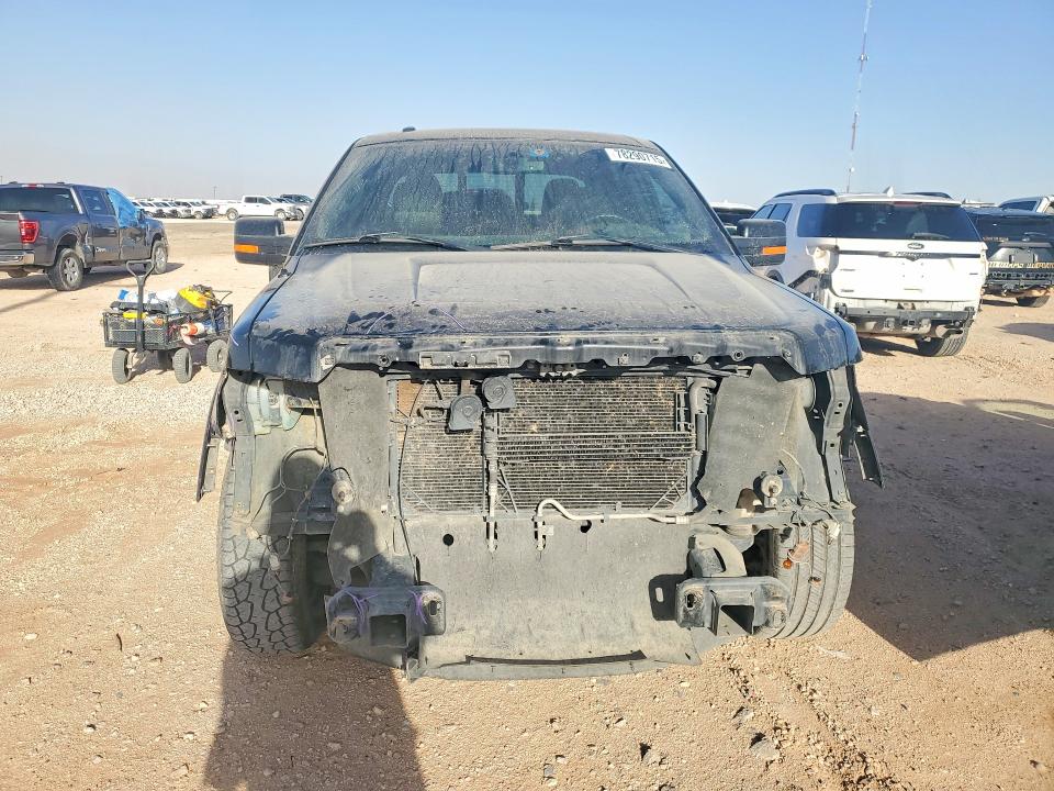 Photo 5 from auction – 2011 FORD F150 with VIN 1FTFW1C60BFA43820