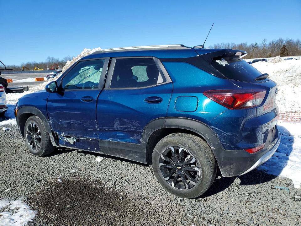 Photo 2 from auction – 2021 CHEVROLET TRAILBLAZE with VIN KL79MRSL4MB008648