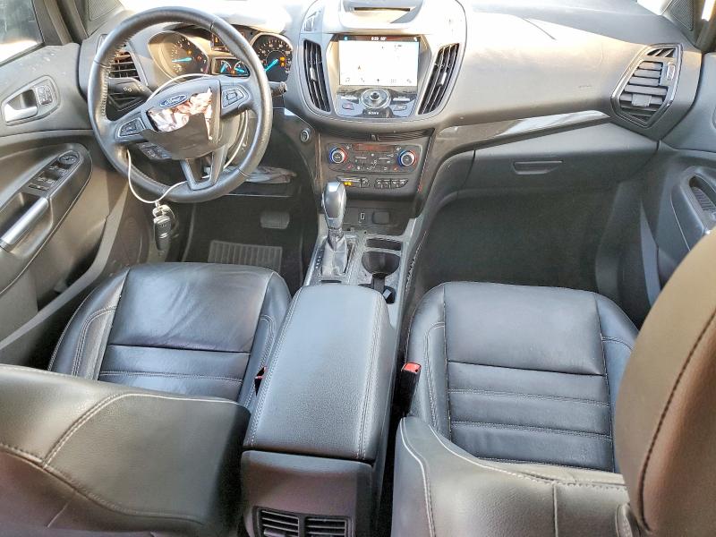 Photo 8 from auction – 2018 FORD ESCAPE with VIN 1FMCU9J92JUB54475
