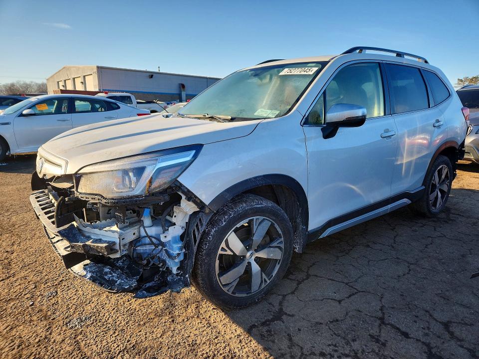 SUBARU FORESTER T 2020 with VIN JF2SKAXC9LH512243 - Photo from auction